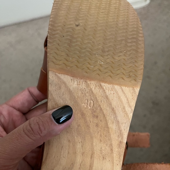 Woodies by Jeffrey Campbell Sandals - Picture 5 of 5